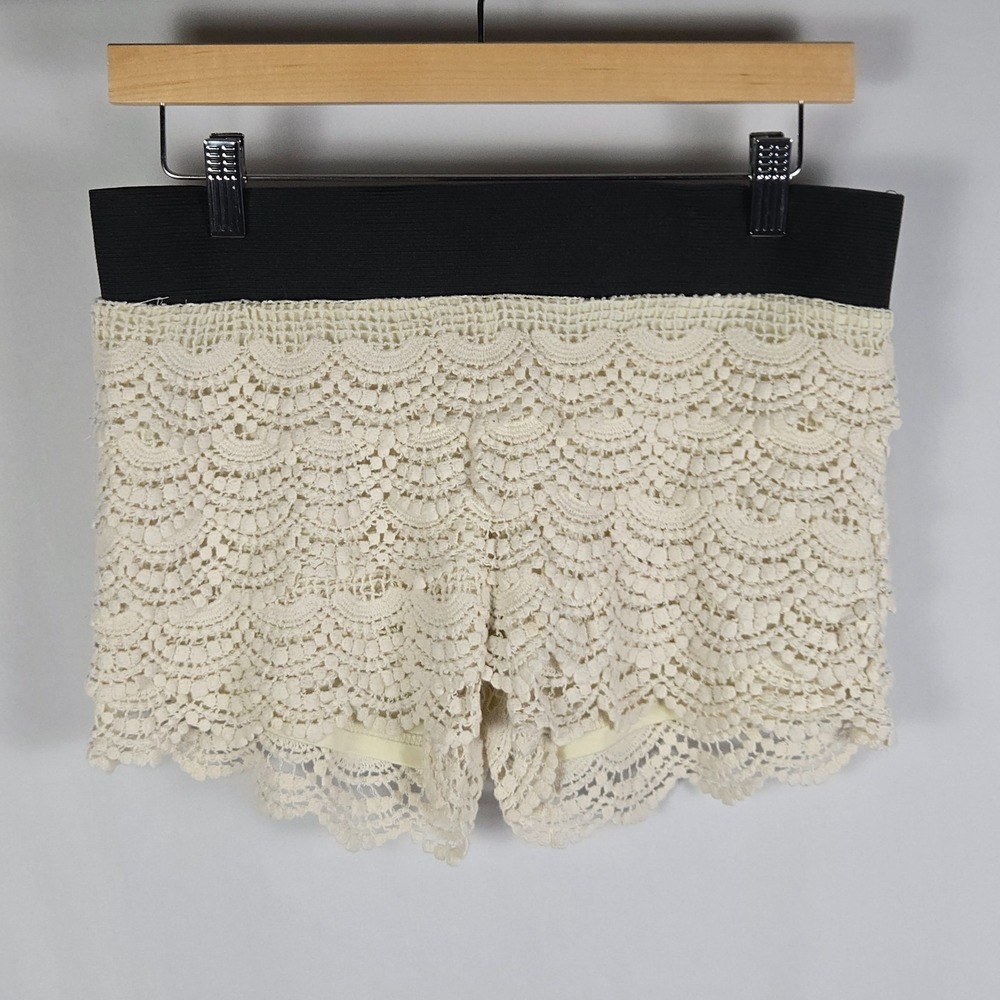 Poetry Crochet Lace Shorts Women Medium Cream Black Scalloped Tiered Boho Summer